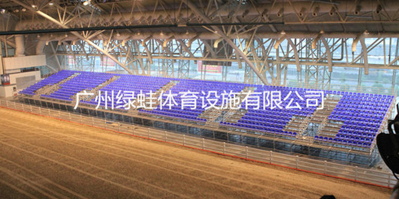 2014南京青奥会马术馆比赛看台装完毕