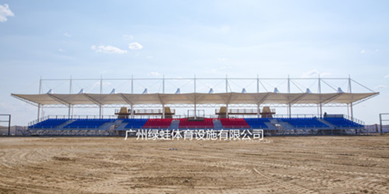 内蒙古二连浩特旅游节开幕式可拆卸拼装看台安装完毕